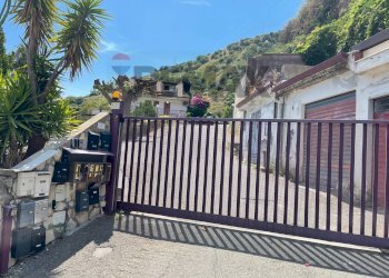 Casa all\'aperto - Trilocale Contrada Sillemi
 
4-6, Letojanni - foto 3
