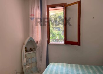 Camera / camera da letto - Trilocale Contrada Sillemi
 
4-6, Letojanni - foto 17