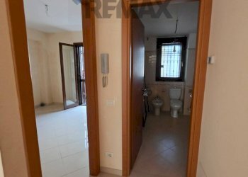 Hall / corridoio - Four-room apartment via san nicolò
 
6, Aci Catena - photo 25