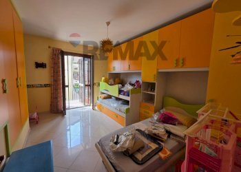Camera / camera da letto - Four-room apartment via san nicolò
 
6, Aci Catena - photo 41