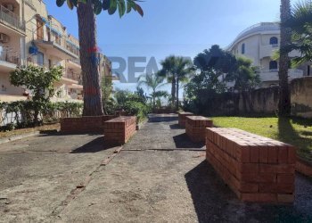Edificio all\'aperto - Three-room apartment VIA RECANATI
 
11, Giardini-Naxos - photo 2