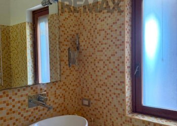 Bagno - Three-room apartment VIA RECANATI
 
11, Giardini-Naxos - photo 19