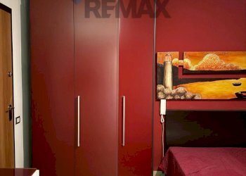 Camera / camera da letto - Three-room apartment VIA RECANATI
 
11, Giardini-Naxos - photo 20