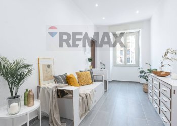 Soggiorno - Four-room apartment Via Mongibello
 
39, Catania - photo 5