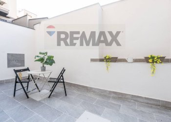 Terrazza - Four-room apartment Via Mongibello
 
39, Catania - photo 14
