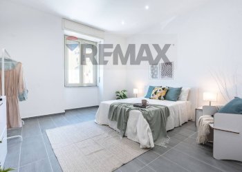 Camera / camera da letto - Four-room apartment Via Mongibello
 
39, Catania - photo 20