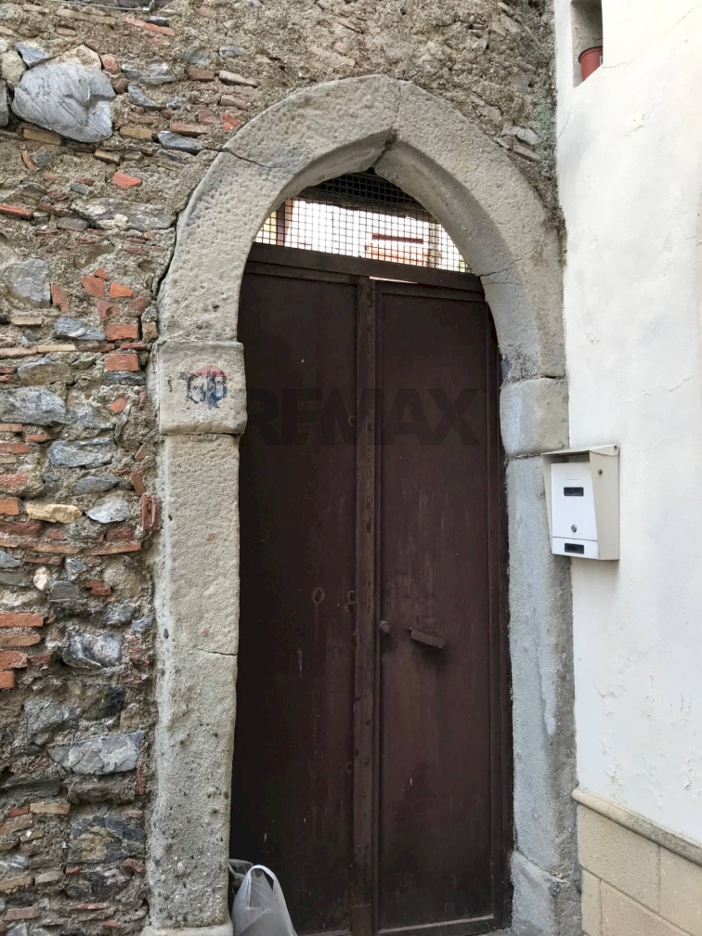 Edificio all\'aperto - Casa indipendente via Sant'onofrio
 
71, Casalvecchio Siculo - foto 1