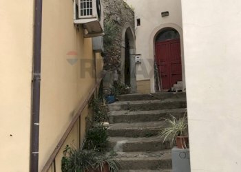 Casa all\'aperto - Casa indipendente via Sant'onofrio
71, Casalvecchio Siculo - foto 2