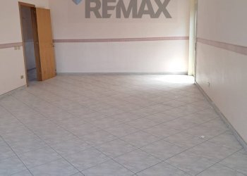 Stanza vuota - Appartamento viale statuto dei lavoratori
 
185, Adrano - foto 10