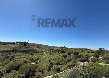 Vista delle montagne - Independent house Via Carmine
 
55, Buscemi - photo 2