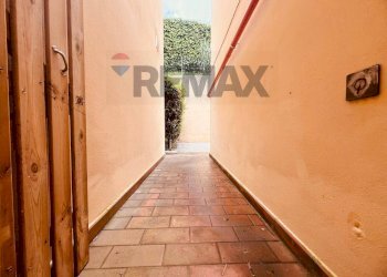 Hall / corridoio - Two-room apartment Guardistallo - photo 18