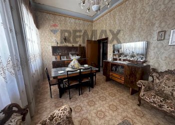 Sala da pranzo - Casa indipendente Via Emilio Calogero
 
19, Pachino - foto 22