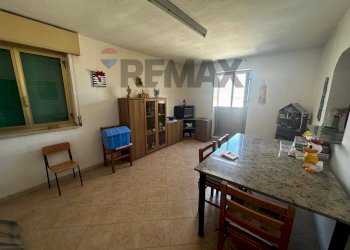 Sala da pranzo - Casa indipendente Via Emilio Calogero
 
19, Pachino - foto 45