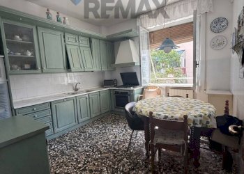 Sala da pranzo - Appartamento Via Scotto 8, Savona - foto 3