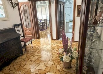 Hall / corridoio - Appartamento Via Scotto 8, Savona - foto 13