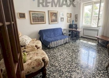 Soggiorno - Appartamento Via Scotto 8, Savona - foto 15