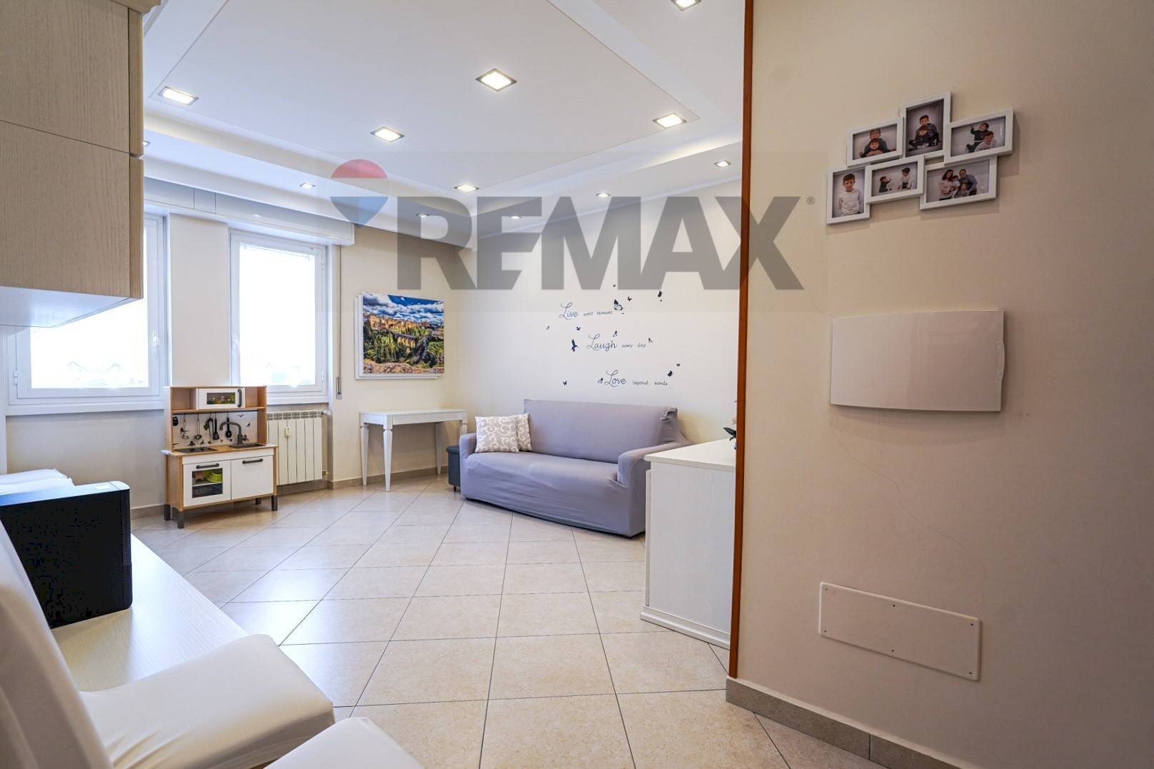Soggiorno - Four-room apartment VIA VERDI, Sovico - photo 2