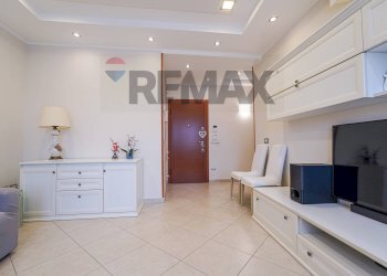 Soggiorno - Four-room apartment VIA VERDI, Sovico - photo 5