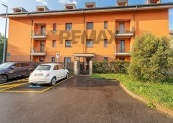 Edificio all\'aperto - Three-room apartment via XXV Aprile
 
4, Mezzago - photo 24
