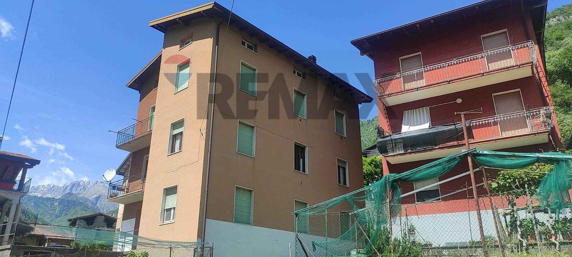Edificio all\'aperto - Apartment Angolo Terme - photo 1