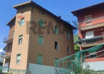 Edificio all\'aperto - Apartment Angolo Terme - photo 1