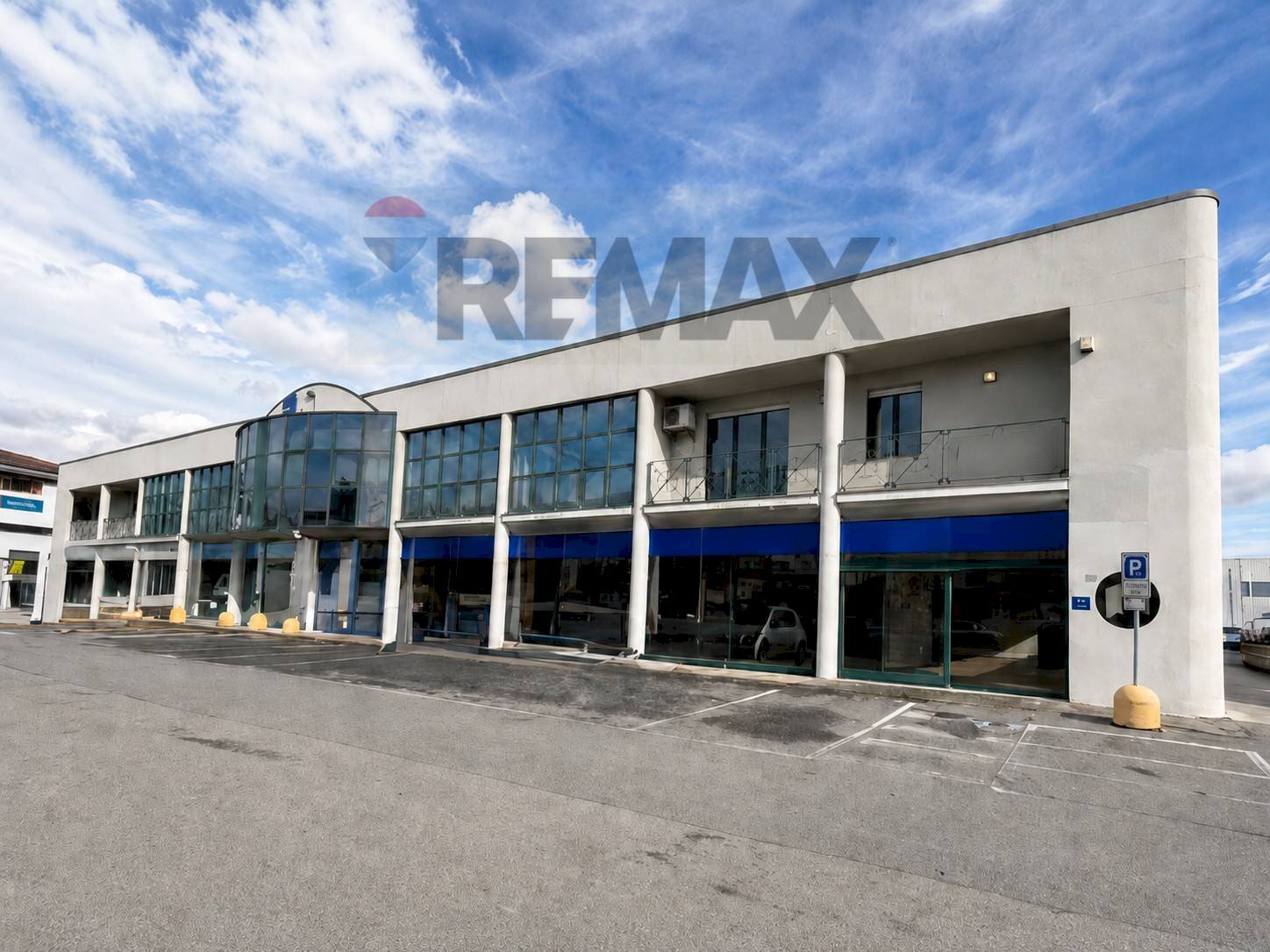 Edificio all\'aperto - Commercial Premises Viale Fratelli Kennedy
15, Pedrengo - photo 2