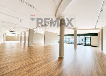 Stanza vuota - Commercial Premises Viale Fratelli Kennedy
15, Pedrengo - photo 3
