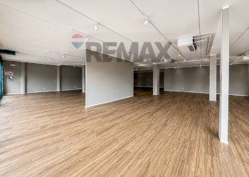 Stanza vuota - Commercial Premises Viale Fratelli Kennedy
15, Pedrengo - photo 7