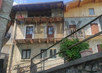 Edificio all\'aperto - Semi-detached house Rogno - photo 2