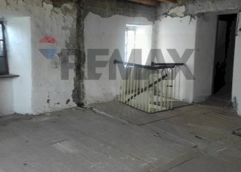 Stanza vuota - Semi-detached house Rogno - photo 8