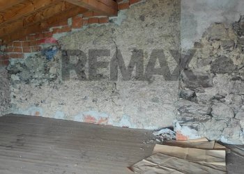 Stanza vuota - Semi-detached house Rogno - photo 10