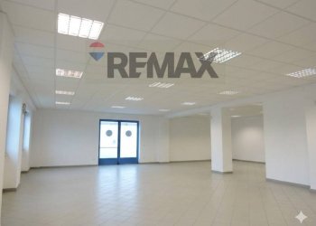 Stanza vuota - Ufficio Piazzale Schumm, Alpignano - foto 15