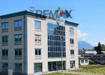 Edificio all\'aperto - Ufficio Piazzale Schumm, Alpignano - foto 1