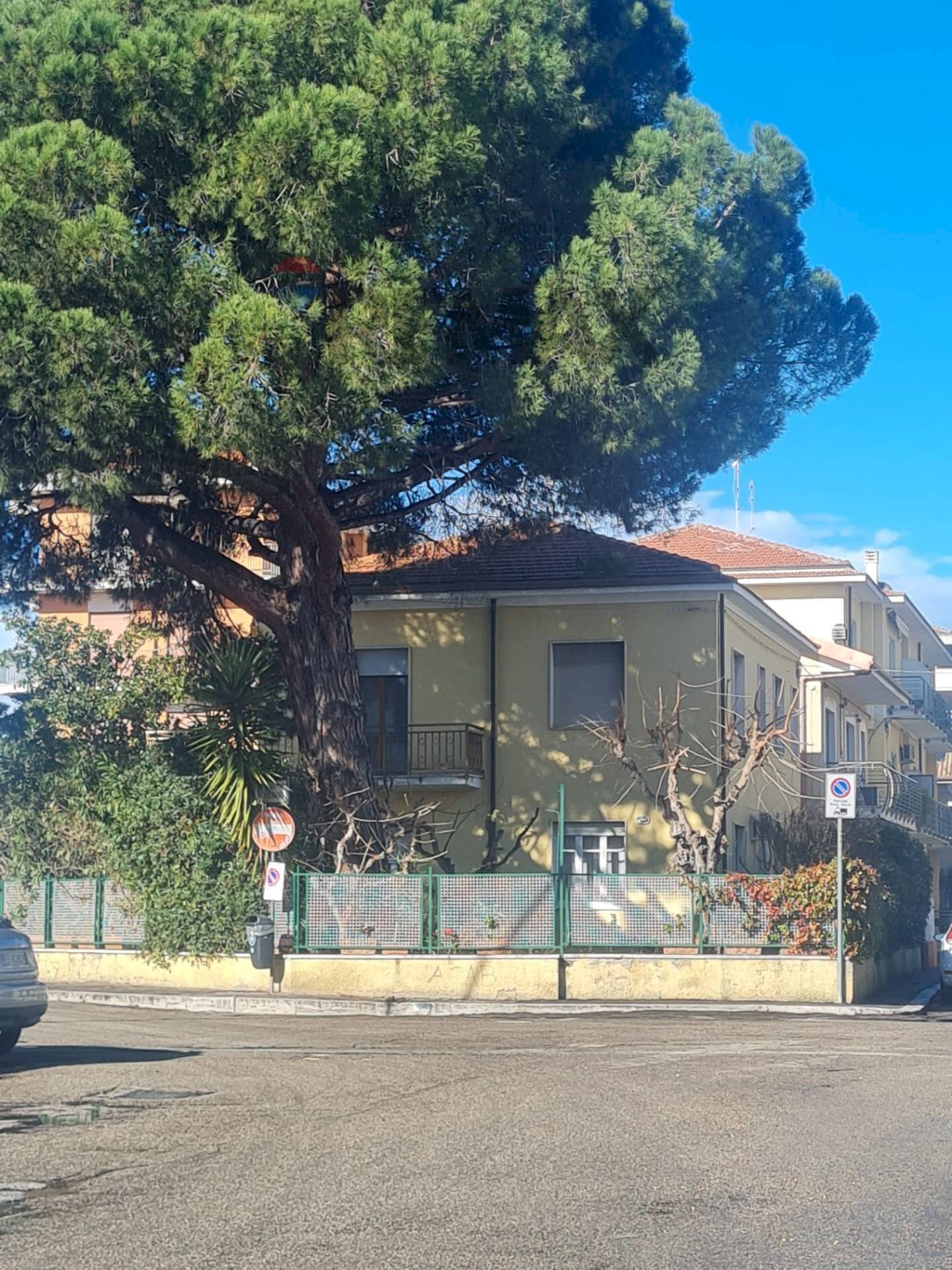 Edificio all\'aperto - Casa semi indipendente Via Alento
 
60, Francavilla al Mare - foto 2