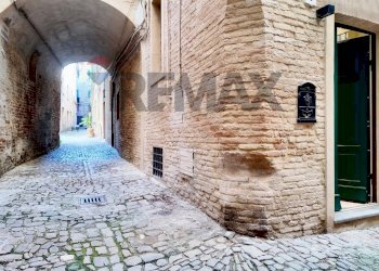 Hall / corridoio - Bilocale Vicolo Guglielmi
8, Jesi - foto 27