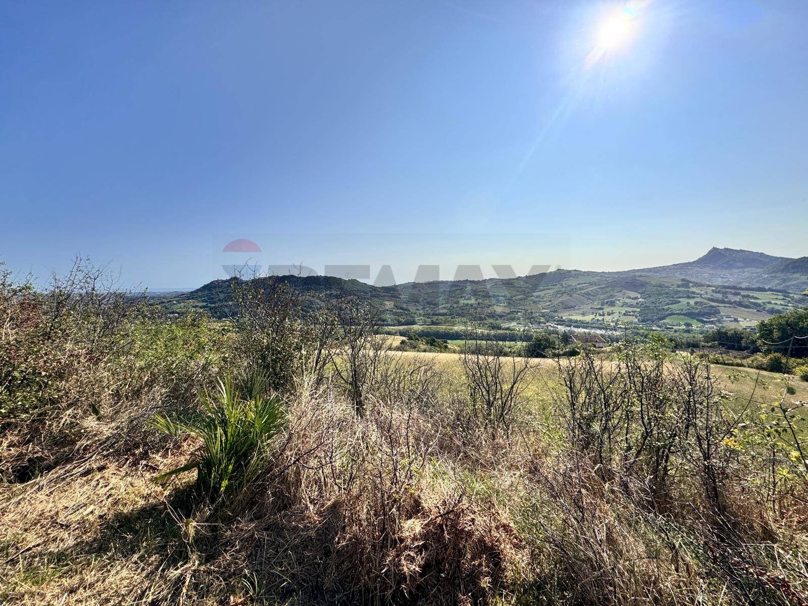 Vista delle montagne - Agricultural land via Poggiolo, Poggio Torriana - photo 2