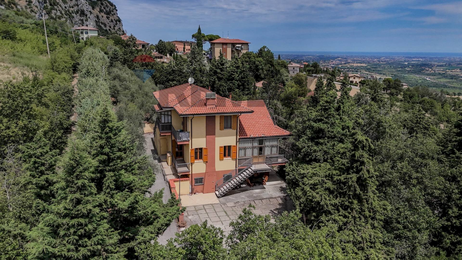 CASA FACCIATA INGRESSO - Villa Poggio Torriana - foto 1