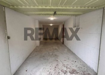 Parcheggio - Four-room apartment Via II Giugno 38
 
38, Novafeltria - photo 12