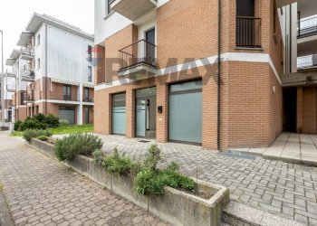 Edificio all\'aperto - Shop Piazza Borsellino e Falcone
2, Salsomaggiore Terme - photo 6