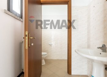 Bagno - Shop Piazza Borsellino e Falcone
2, Salsomaggiore Terme - photo 25