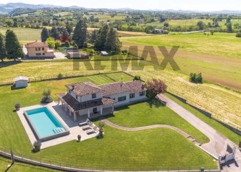Casa all\'aperto - Villa Case Sparse Fornace Fulgoni
 
13, Castell'Arquato - foto 2