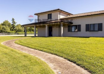 Casa all\'aperto - Villa Case Sparse Fornace Fulgoni
 
13, Castell'Arquato - foto 24