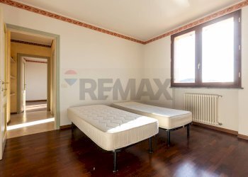 Camera / camera da letto - Four-room apartment Via Agostino Berenini
 
164, Fidenza - photo 6