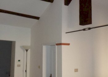 Foto 3 - Four-room apartment Via Ripagrande, Ferrara - photo 2