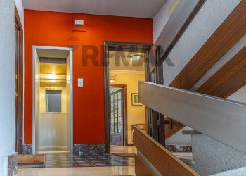 Hall / corridoio - Apartment Via Londra
 
7, Sassari - photo 24