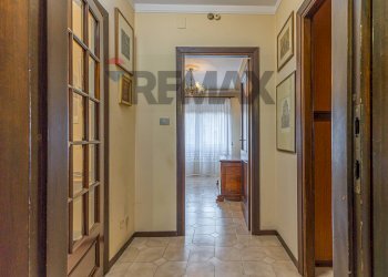 Hall / corridoio - Apartment Via Londra
 
7, Sassari - photo 43