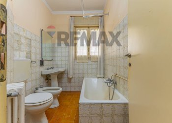 Bagno - Apartment Via Principessa Jolanda
 
74, Sassari - photo 15