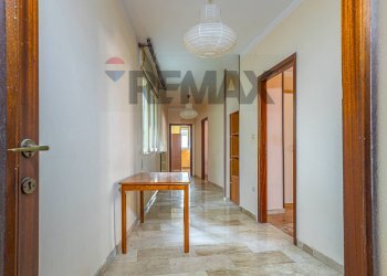 Hall / corridoio - Apartment Via Principessa Jolanda
 
74, Sassari - photo 50