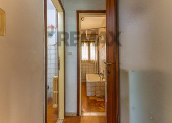 Hall / corridoio - Apartment Via Principessa Jolanda
 
74, Sassari - photo 53