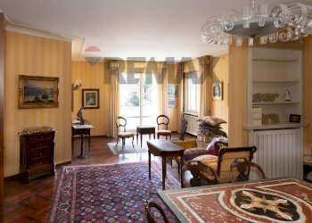 Sala da pranzo - Quadrilocale via solferino
 
5, Fornovo di Taro - foto 2